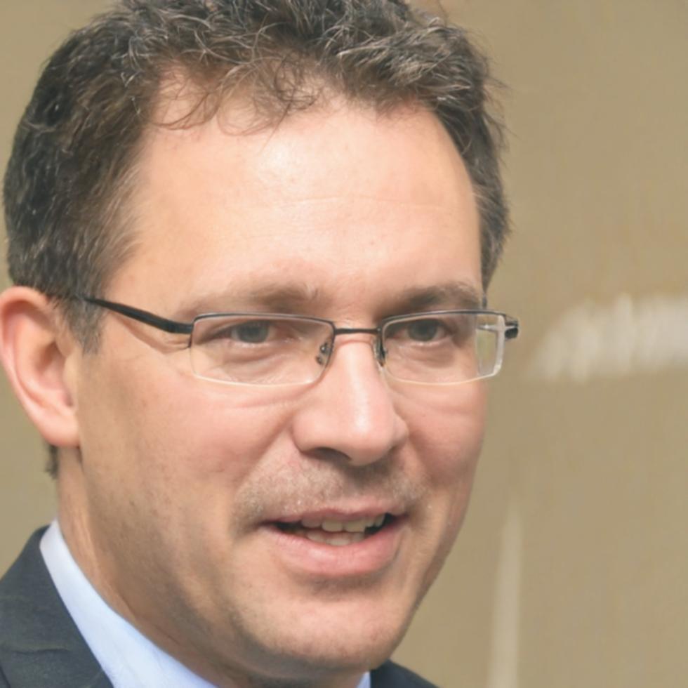 Portrait de Édouard Martel, directeur financier